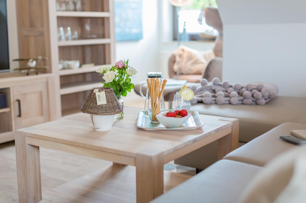 Ferienwohnungen Haus Am Strand 青斯特 外观 照片