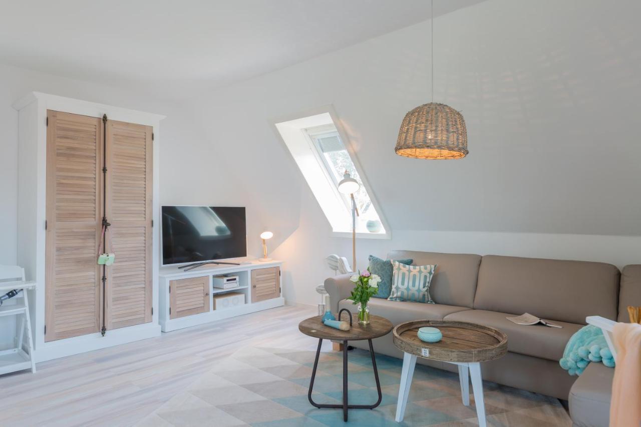 Ferienwohnungen Haus Am Strand 青斯特 外观 照片